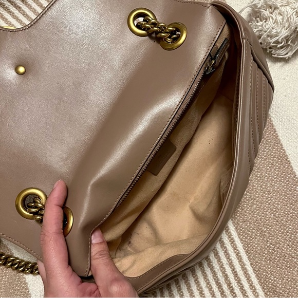 GG MARMONT SMALL SHOULDER BAG - Picture 11 of 12